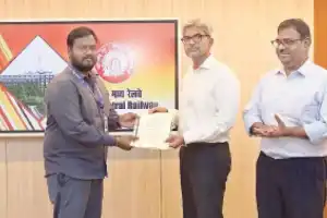 SCR General Manager gives safety awards