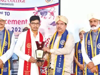Sphoorthy Engineering College Holds 2025 Graduation Day