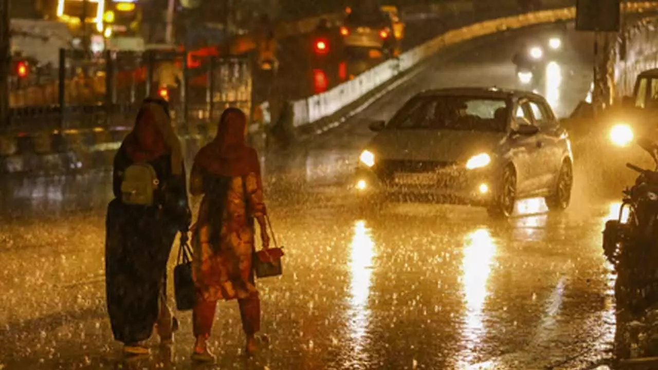 Telangana Weather Warning: Storms and Heavy Rain in Hyderabad and Nearby Areas
