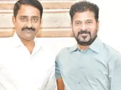 TGTDC Chairman Ramesh meets Chief Minister