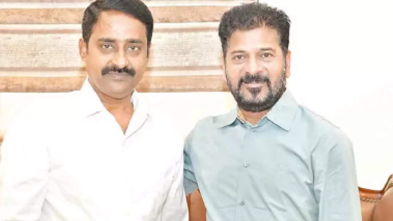 TGTDC Chairman Ramesh meets Chief Minister