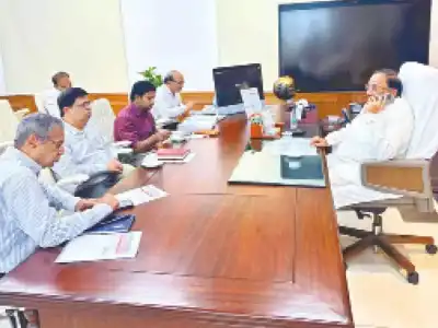 Tummala calls for GST exemption on farm machines, examines urea supply issues