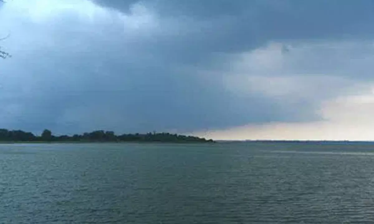 Water levels in twin reservoirs keep rising steadily