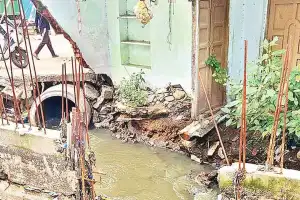 Yakutpura residents share civic problems with MBT