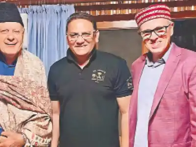 Azhar urges support for Kashmiri youth