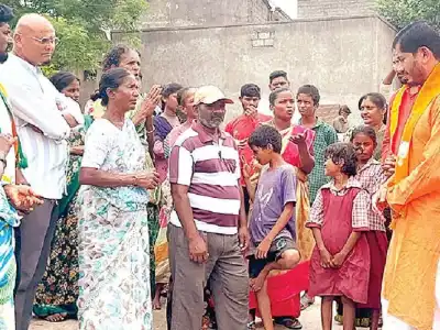 BJP asks for help for families hit by floods