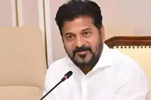 Chief Minister meets with party-switching MLAs