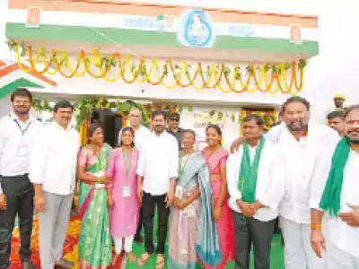 CM says Congress is helping the poor achieve their dreams