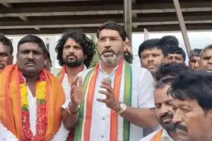 Congress Supporters Praise CM Revanth Reddy and Sampath Kumar in Alampur; Major Announcements Made at Suravaram Memorial Program