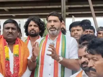 Congress Supporters Praise CM Revanth Reddy and Sampath Kumar in Alampur; Major Announcements Made at Suravaram Memorial Program