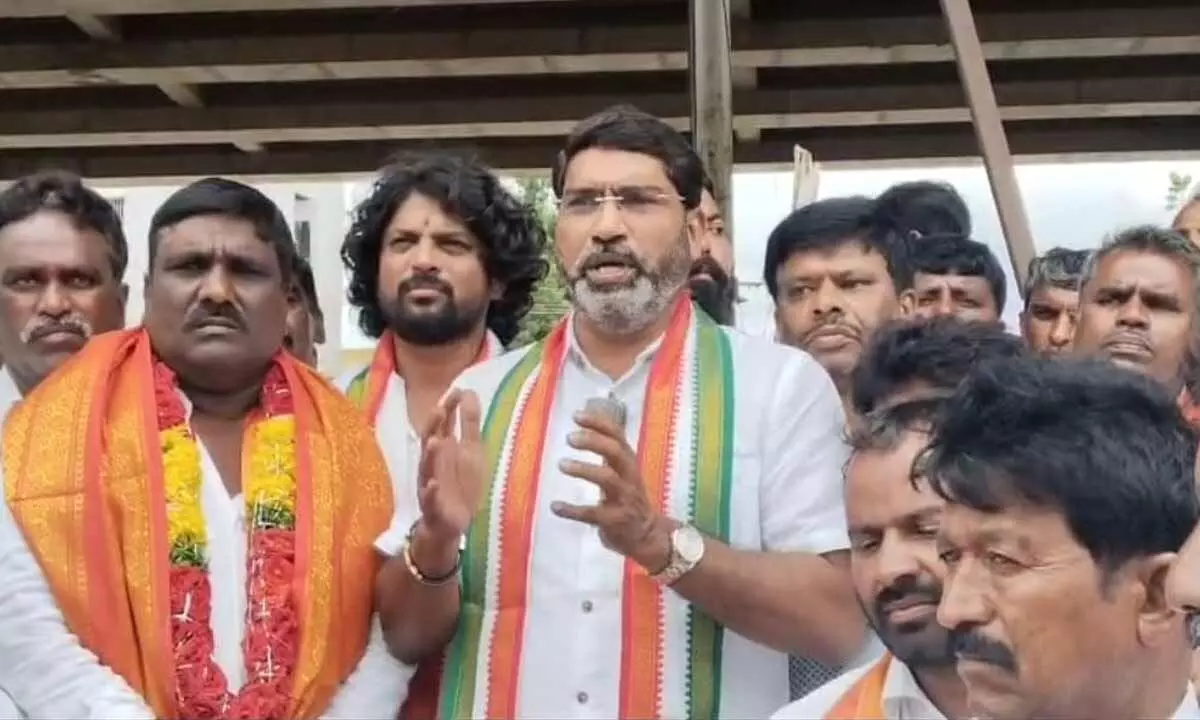 Congress Supporters Praise CM Revanth Reddy and Sampath Kumar in Alampur; Major Announcements Made at Suravaram Memorial Program