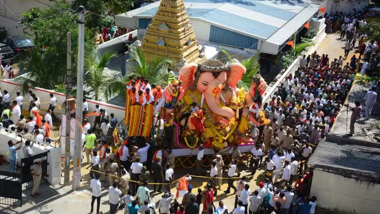 Crowds gather eagerly for Balapur Laddu auction