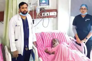 Doctors perform free surgery to save elderly man
