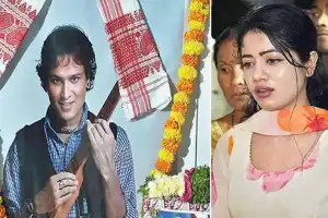 Famous singer Zubeen Garg receives award