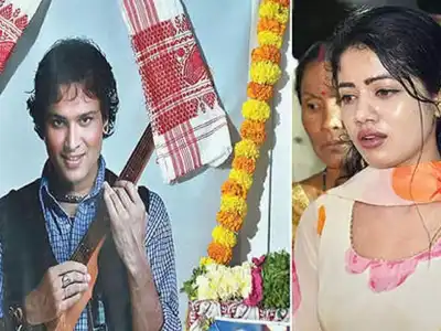 Famous singer Zubeen Garg receives award