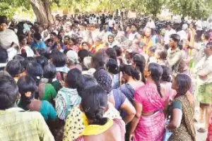 Farmers receive two bags of urea after three protests in one day