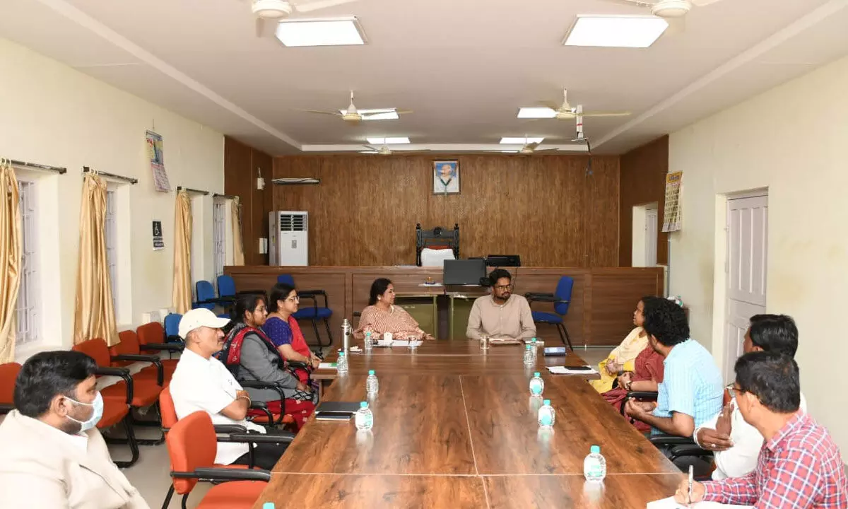 Finish land acquisition cases quickly, Judge tells Collector