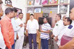 Government should offer other facilities to cable operators
