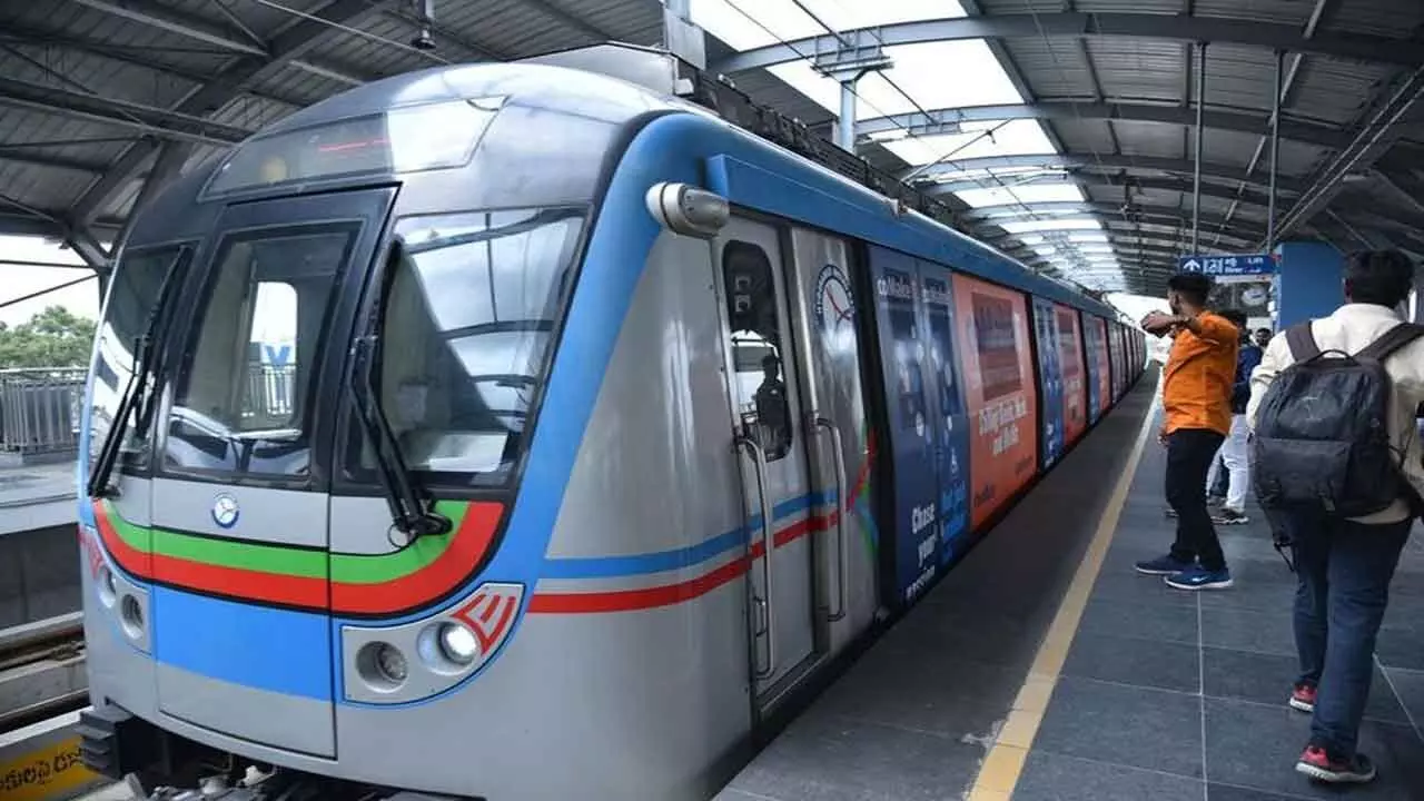 Hyderabad Metro Stops at Bharat Nagar Again Due to Technical Issue