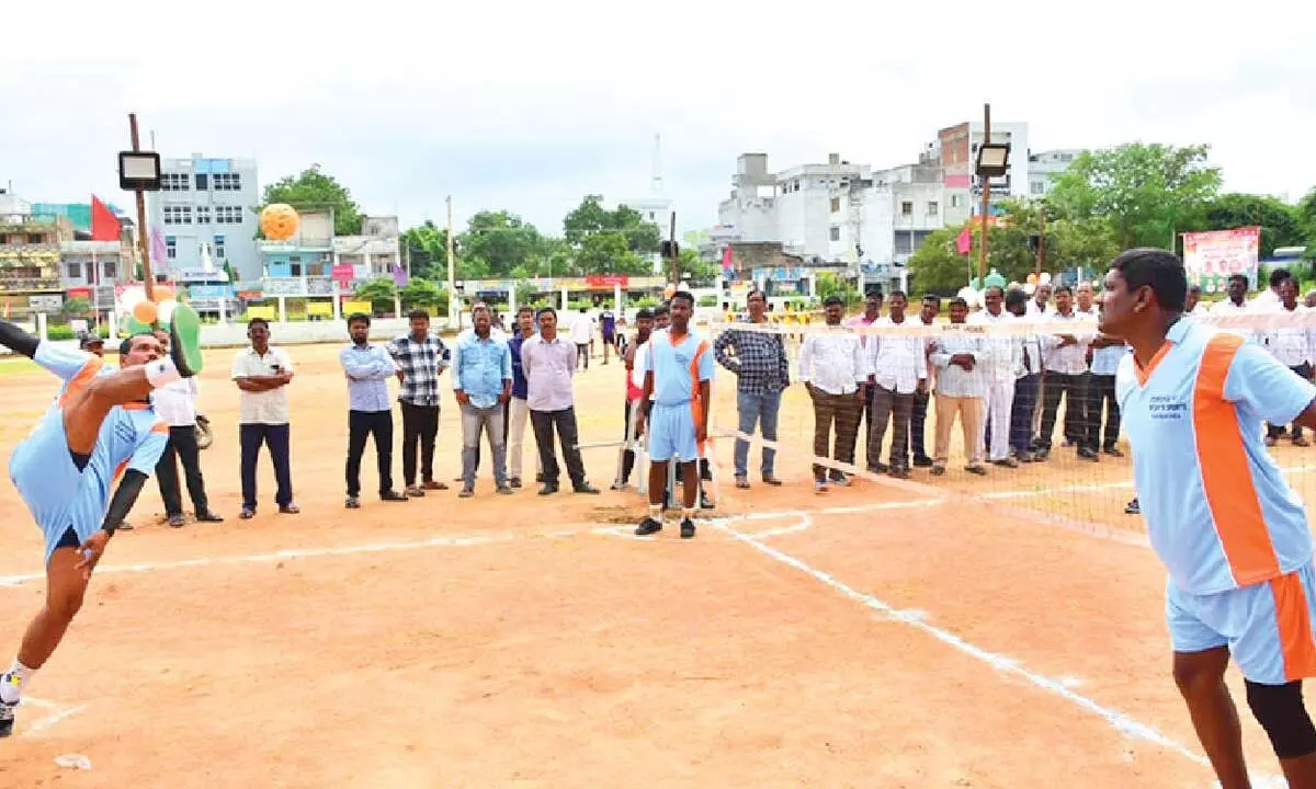 Inter-district Sepak Takraw tournament starts successfully