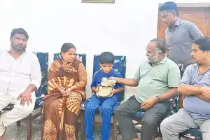 Jagga Reddy pays off Rs 7.5 lakh debt for blind singer’s parents