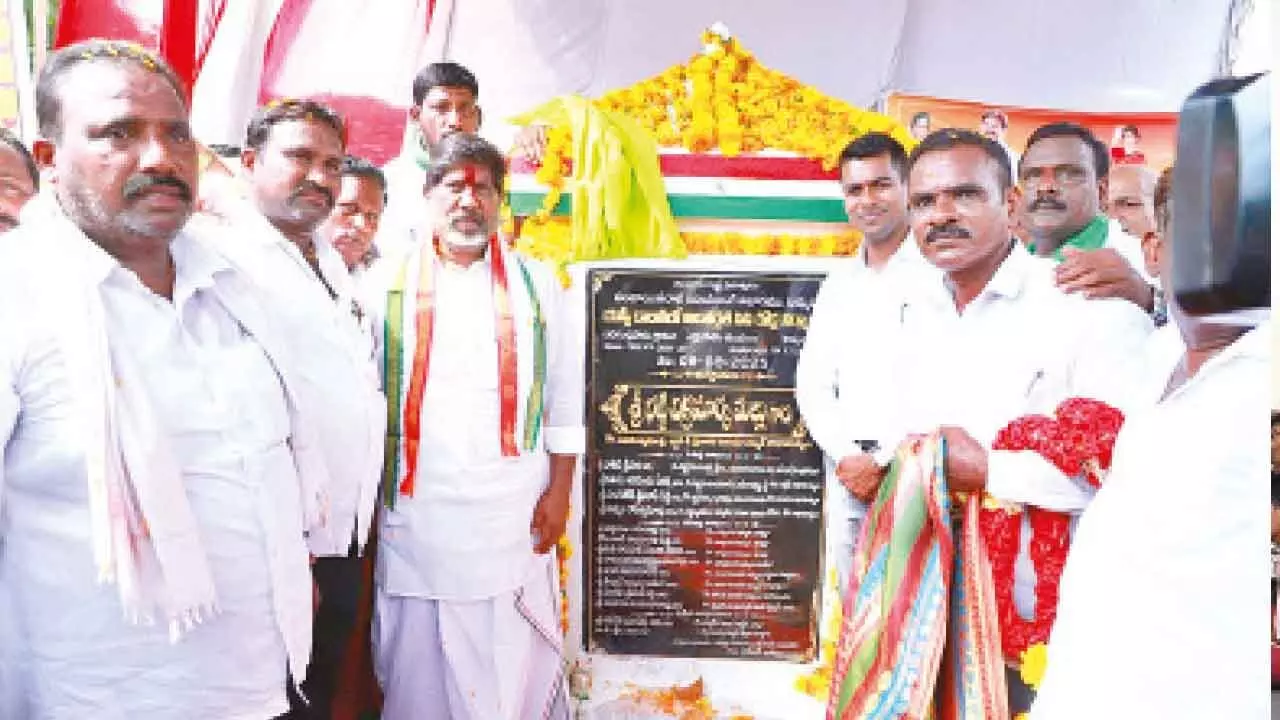 Madhira to be developed as a model area: Bhatti