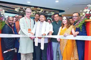 Minister opens GCC for US healthcare company