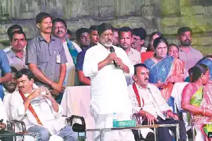Ministers start Bathukamma festival at Thousand Pillar Temple