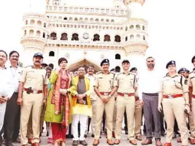 Officials inspect Ganesh immersion route together