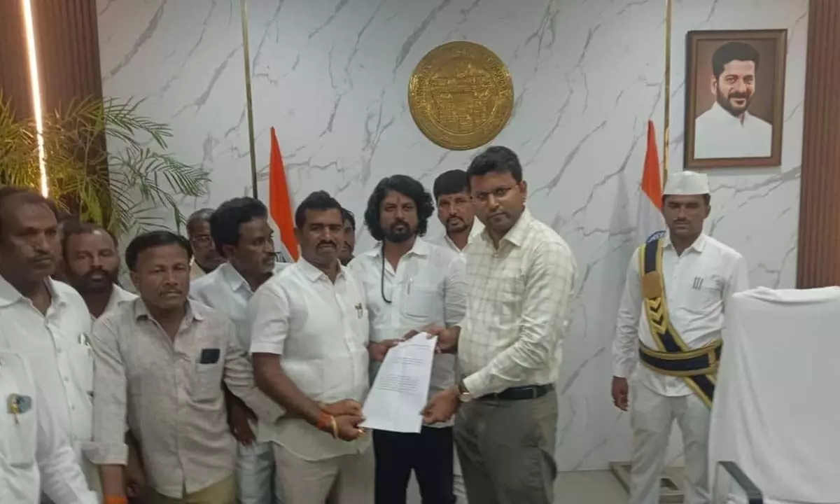 Officials Suspended, Protests in Gadwal Over BC Leaders’ Humiliation