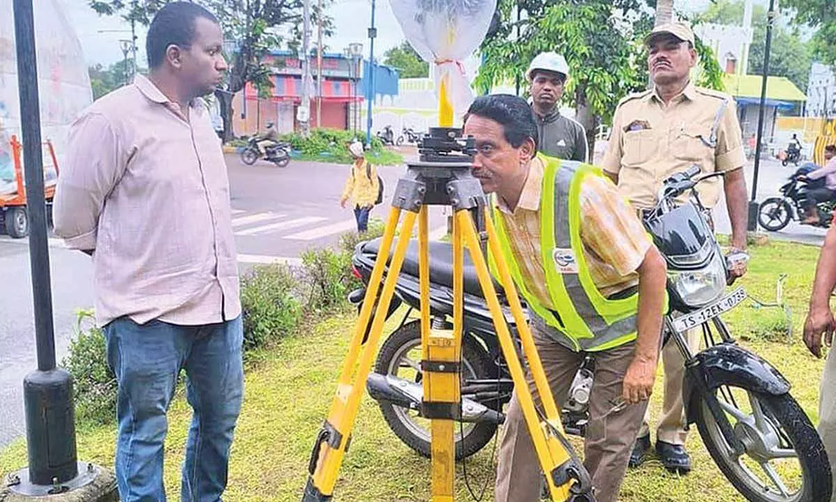 Old City metro road widening progresses quickly, reaches key stage