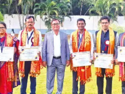 PJTAU Vice-Chancellor praises faculty awarded as top teachers