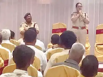 Police suggest starting Ganesh immersion early for safe return home
