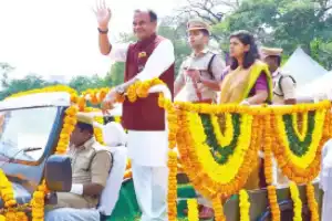 Public welfare is central to governance says Komatireddy