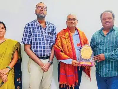 SBIT holds LinkedIn workshop for new students