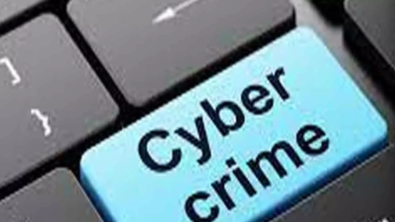 Scammers pretend to be Axis Bank security in Rs 43 lakh IPO scam