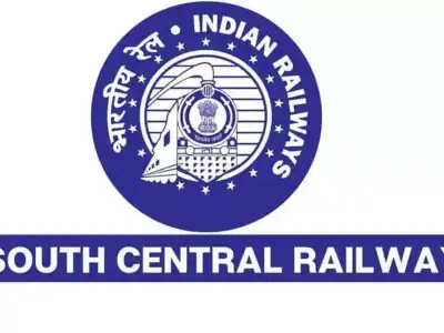 SCR GM gives safety awards to Employees of the Month