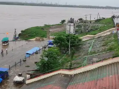 Second Flood Alert for Bhadrachalam as Godavari River Reaches 48 Feet
