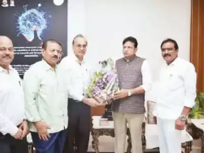 Sridhar Babu hopes for CCI revival with help from Central government