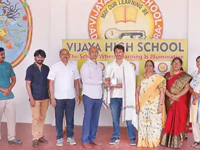 Student tops NEET-2025, gets into Gandhi Medical College