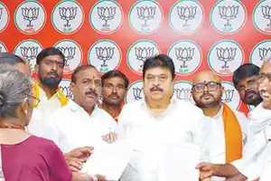 Yadadri residents ask BJP leader about RRR route