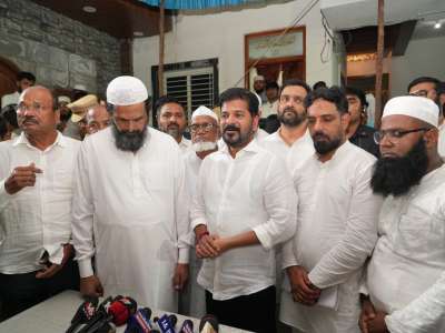 CM Revanth Reddy Pays Tribute to Maulana Hafiz Peer Shabbir, Describes His Passing as a Great Loss to Telangana
