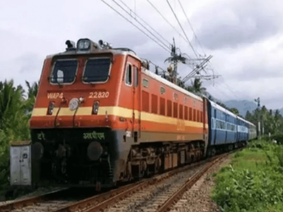 Train Services Disrupted Across South India Due to Cyclone Montha — Railways Issues Cancellations and Diversions
