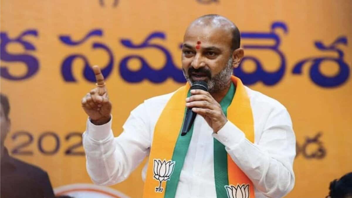 Bandi Sanjay says Congress and BRS learning politics from AIMIM