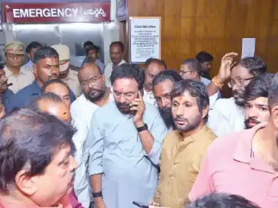 BJP leaders ask who gave Ibrahim a gun