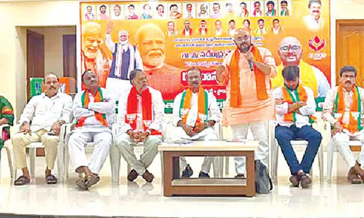 BJP meeting in Nalgonda: Boora Narasiah Goud urges win