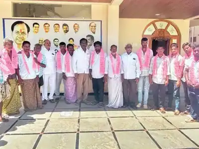 Congress members and activists join BRS in Gadwal