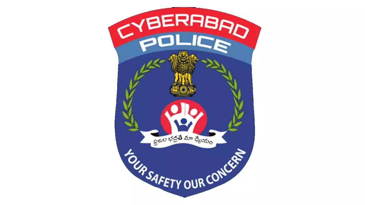 Cyberabad police honor three retiring officers