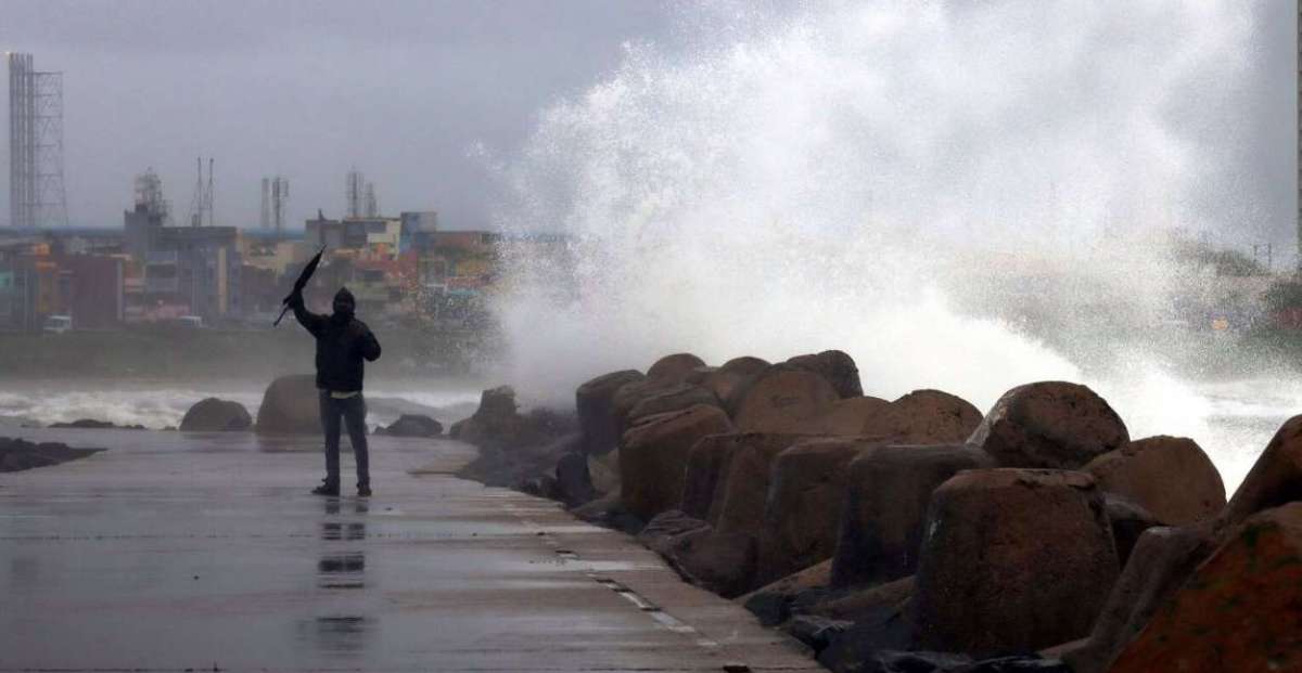 Cyclone Montha’s Peak Impact: Warangal and Hanamkonda Drown Under Record Rainfall