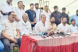 Komatireddy: RRR north tenders in two months